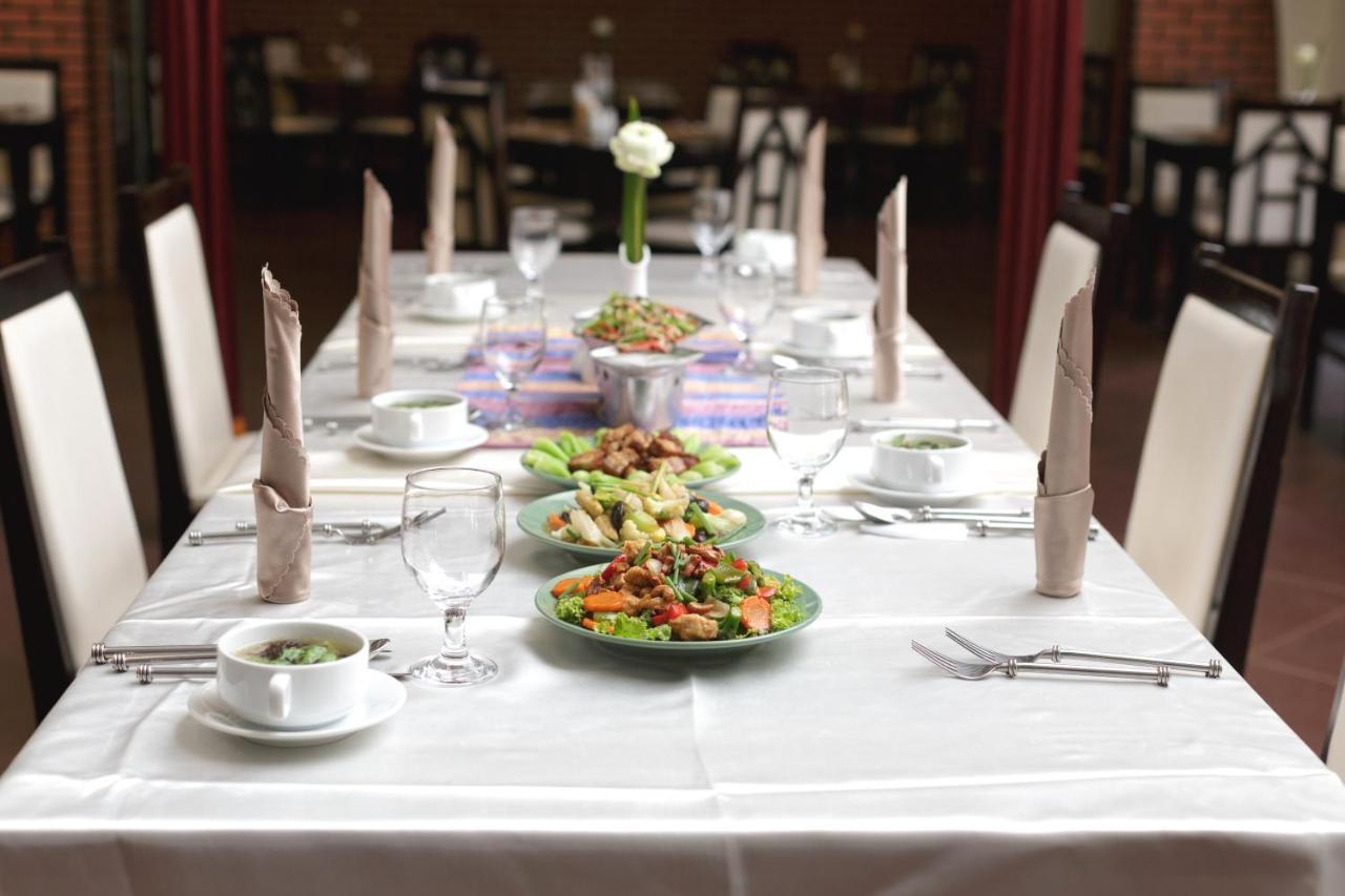 Sokchea Angkor Hotel Siem Reap Bagian luar foto