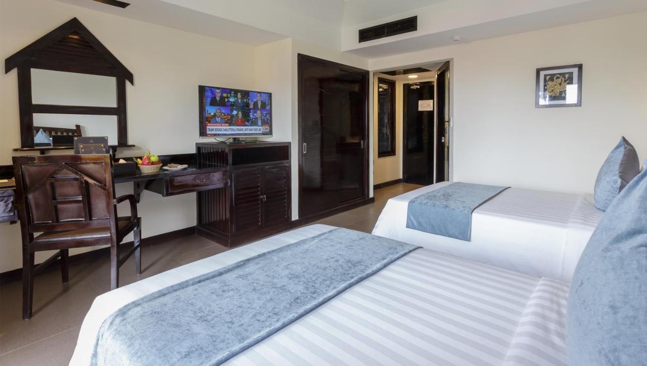 Sokchea Angkor Hotel Siem Reap Bagian luar foto